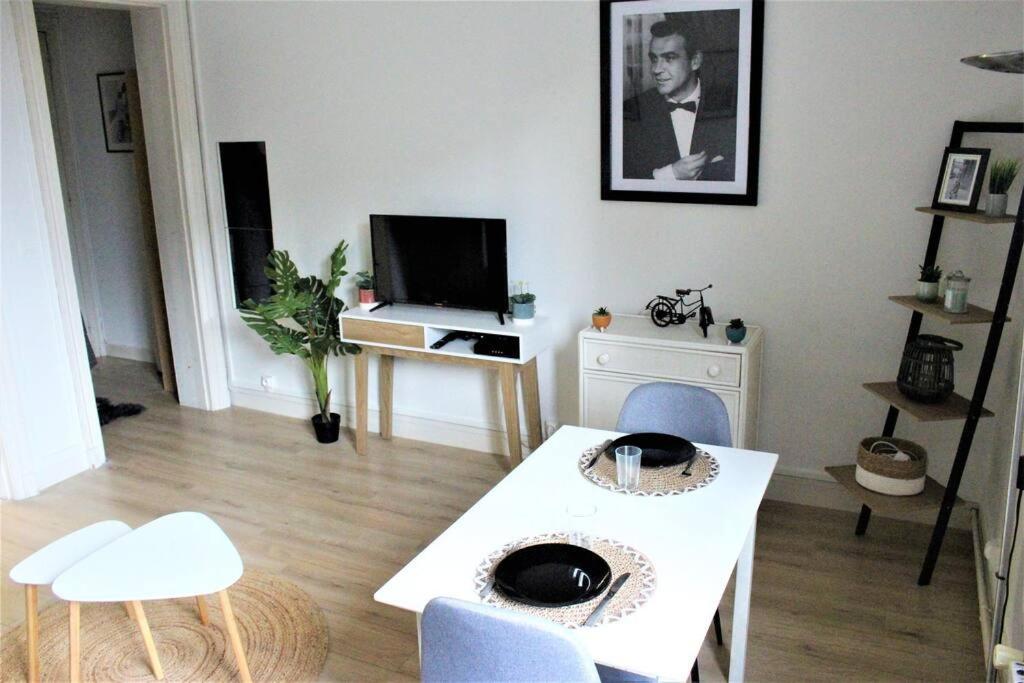 Charmant Studio En Centre-Ville / Proche Gare Le Havre Extérieur photo